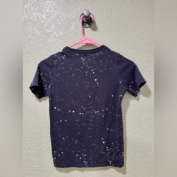 Nike Kids' Navy T-Shirt with White Speckle Design - Picture 3 of 3